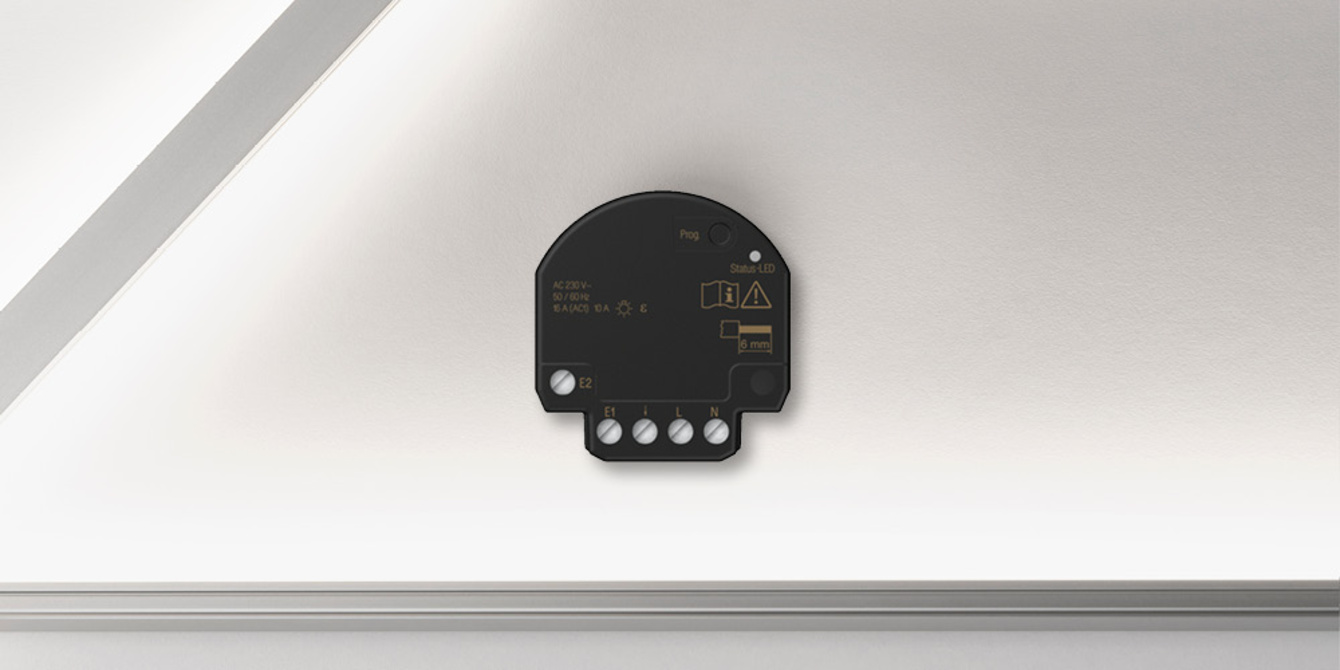 JUNG HOME Jalousieaktor Mini bei Elektro Swontinger GmbH in Putzbrunn